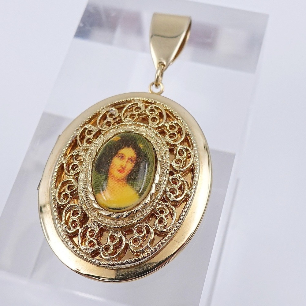 Victorian Revival Portrait‎ Locket Pendant Gold Tone Filigree Romantic - Picture 6 of 12